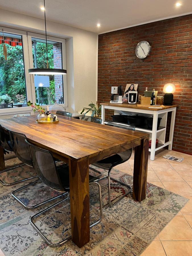 Aussergewoehnliches Haus Mit Sauna, Kamin Und Garten Wilhelmshaven Esterno foto