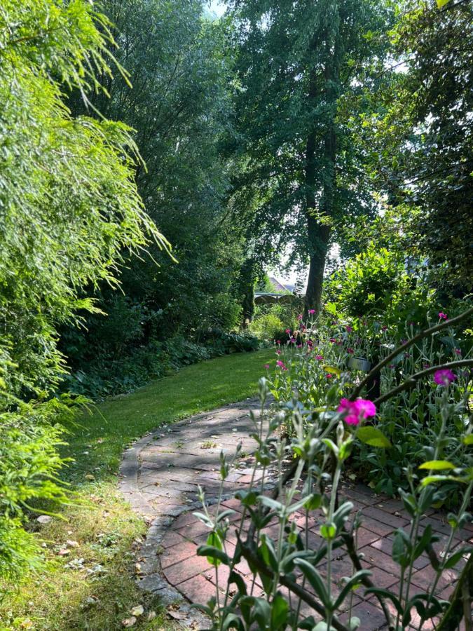 Aussergewoehnliches Haus Mit Sauna, Kamin Und Garten Wilhelmshaven Esterno foto