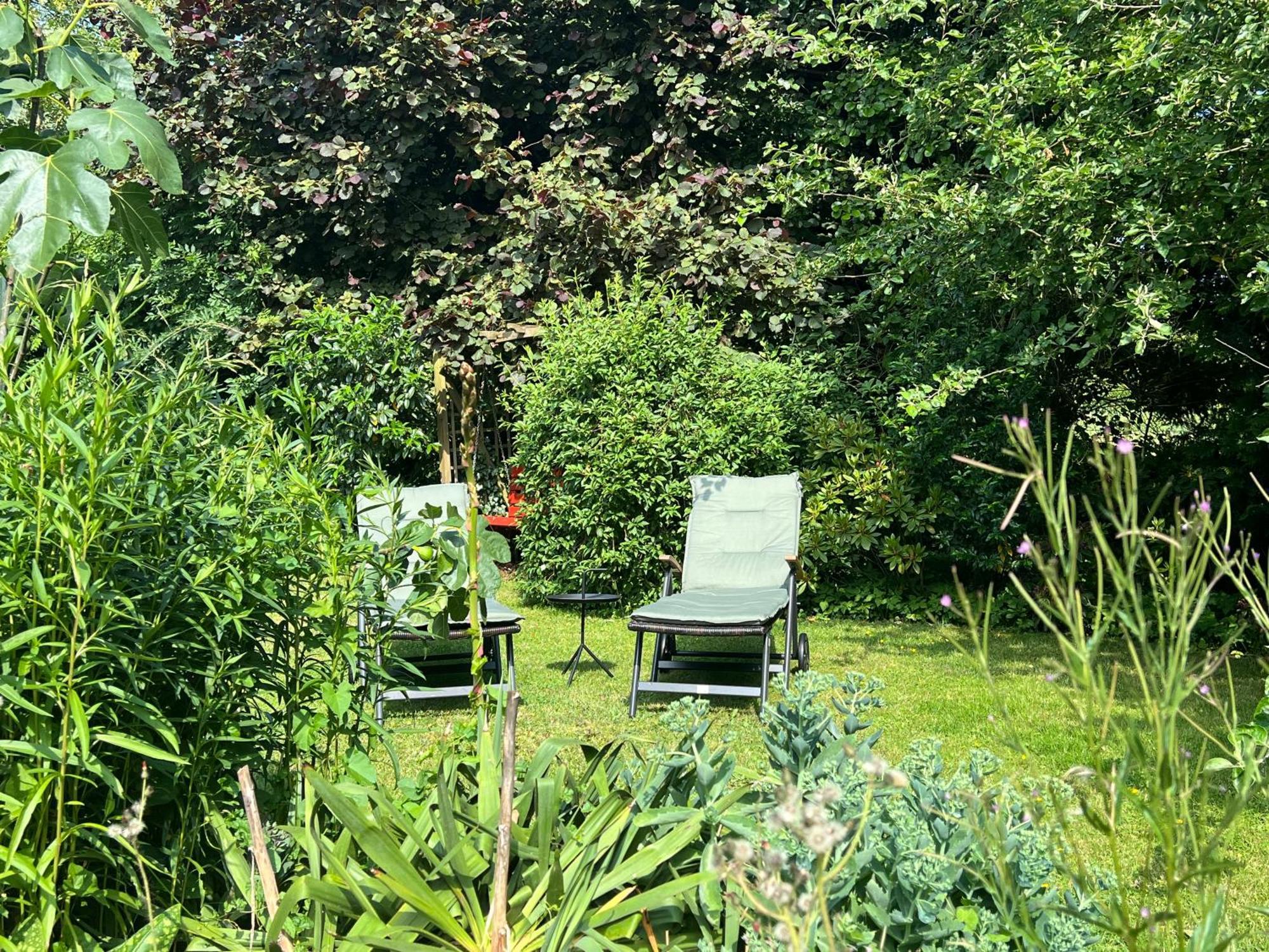 Aussergewoehnliches Haus Mit Sauna, Kamin Und Garten Wilhelmshaven Esterno foto